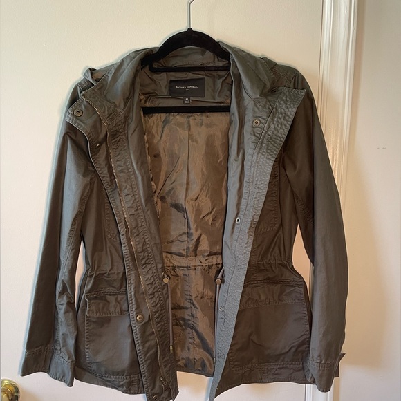Banana Republic Army Green Utility Jacket - Picture 2 of 11